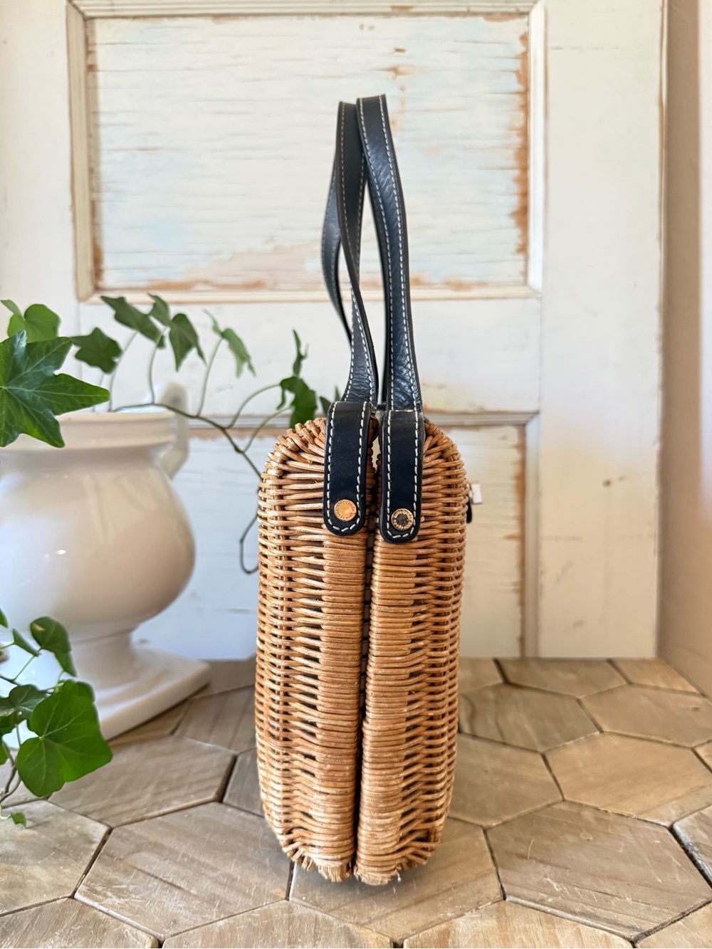Vintage Kate Spade New York Wicker & Leather Satchel, Honey Rattan, + Dust Bag - Picture 5 of 15